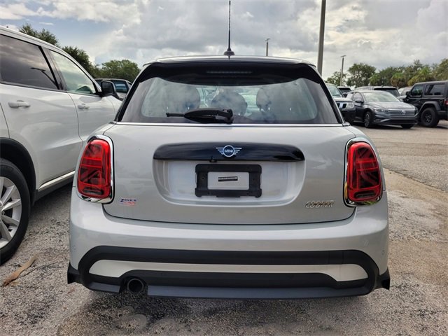 2022 Mini Cooper 4 Door Hardtop photo 4