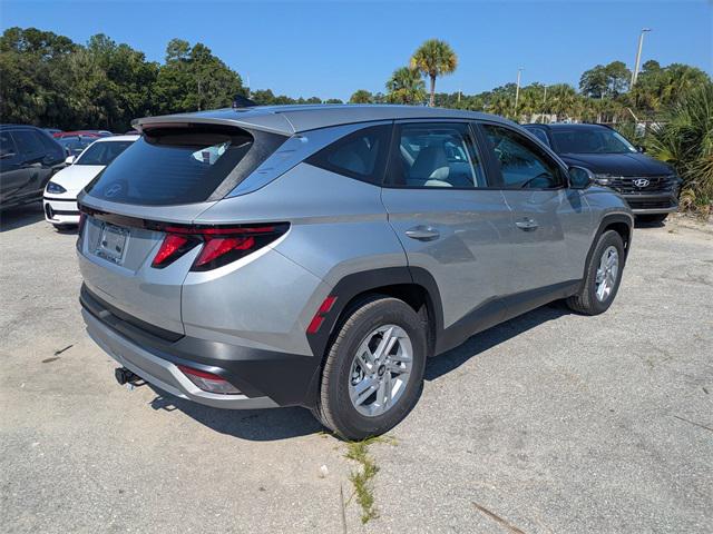 2025 Hyundai Tucson SE photo 2