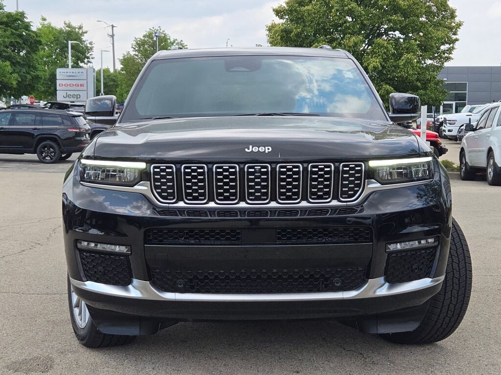 2024 Jeep Grand Cherokee L Summit photo 4