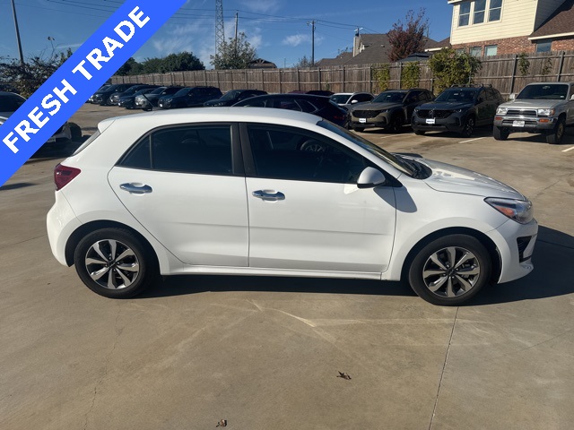 2023 Kia Rio LX S photo 4