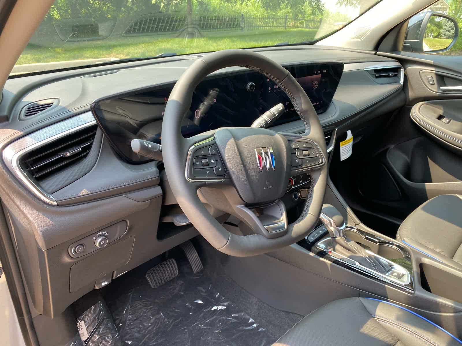 2026 Buick Encore GX Sport Touring photo 12