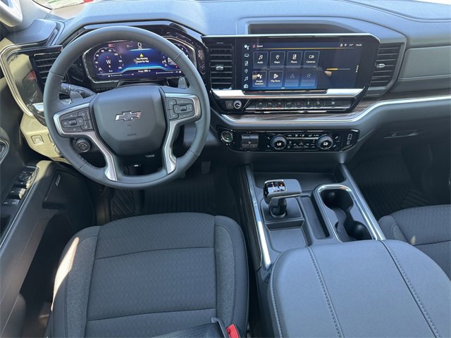 2025 Chevrolet Silverado 1500 RST photo 13