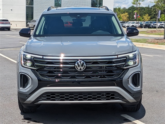 2025 Volkswagen Atlas Peak Edition SE photo 7