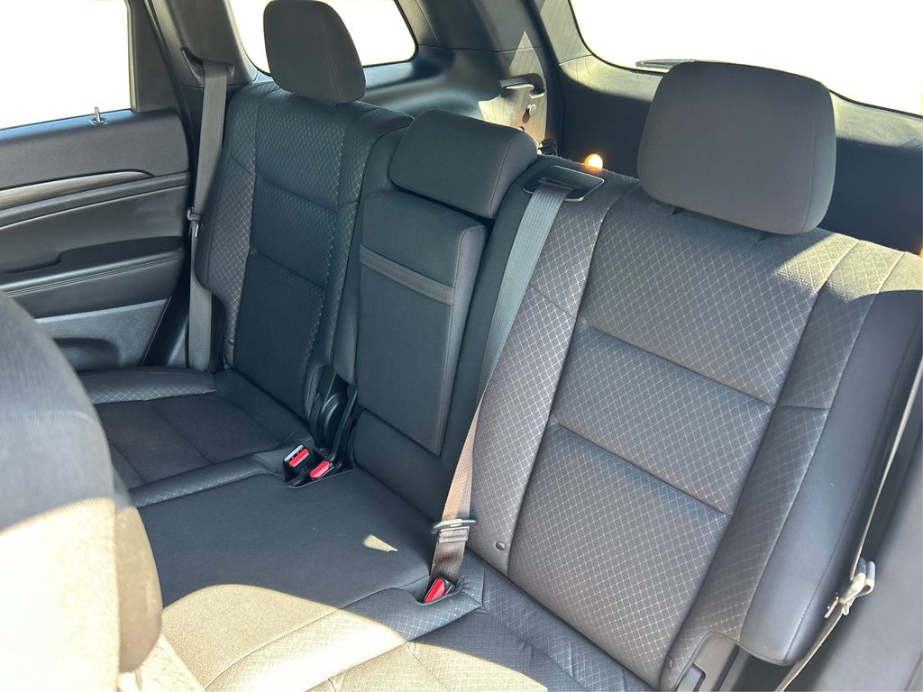 2021 Jeep Grand Cherokee Laredo E photo 18