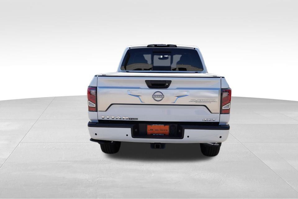 2024 Nissan Titan Platinum Reserve photo 6