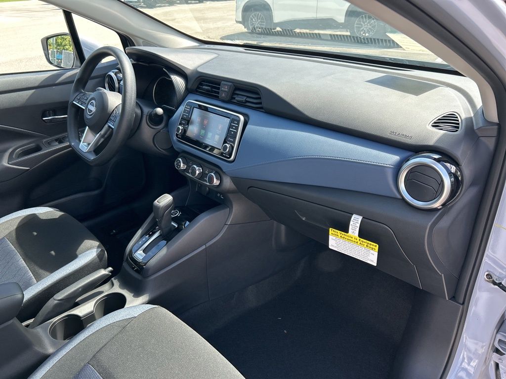2025 Nissan Versa SV photo 30