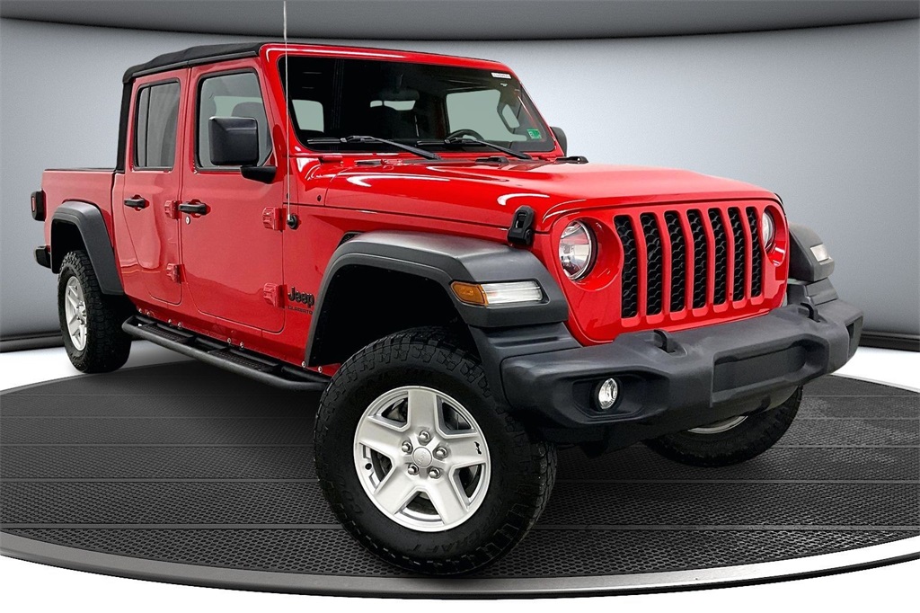 2020 Jeep Gladiator Sport S's photo
