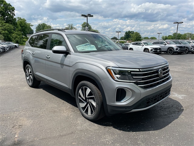 2025 Volkswagen Atlas SE Technology photo 30