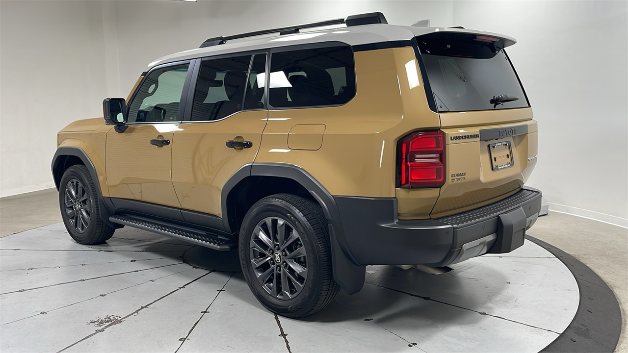 2024 Toyota Land Cruiser Base photo 7