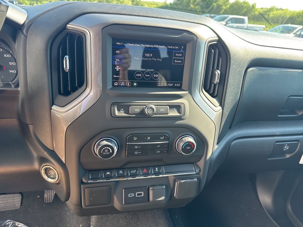 2026 Chevrolet Silverado 1500 Custom photo 34