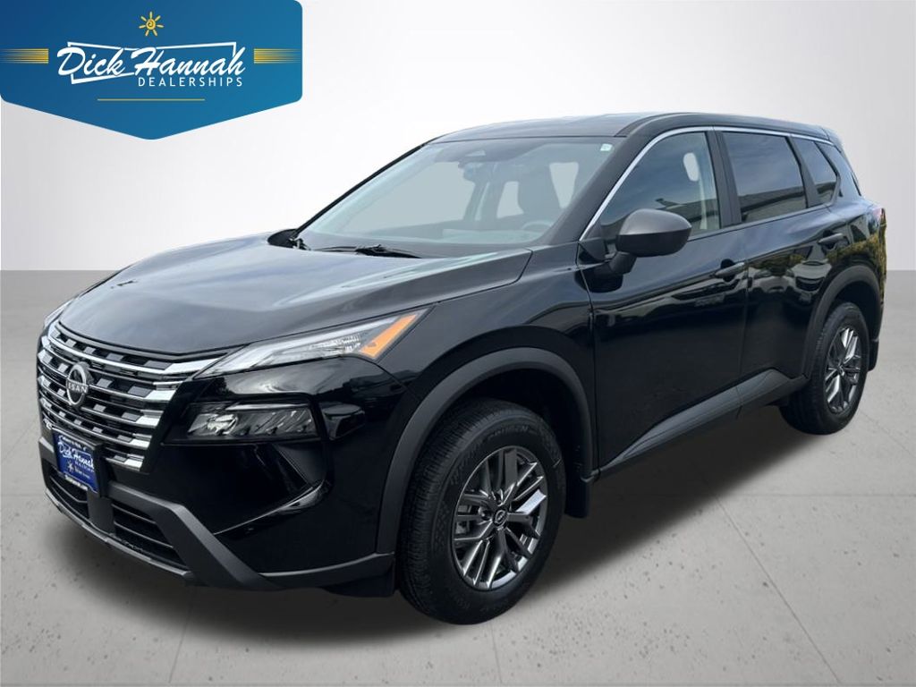 2026 Nissan Rogue S's photo