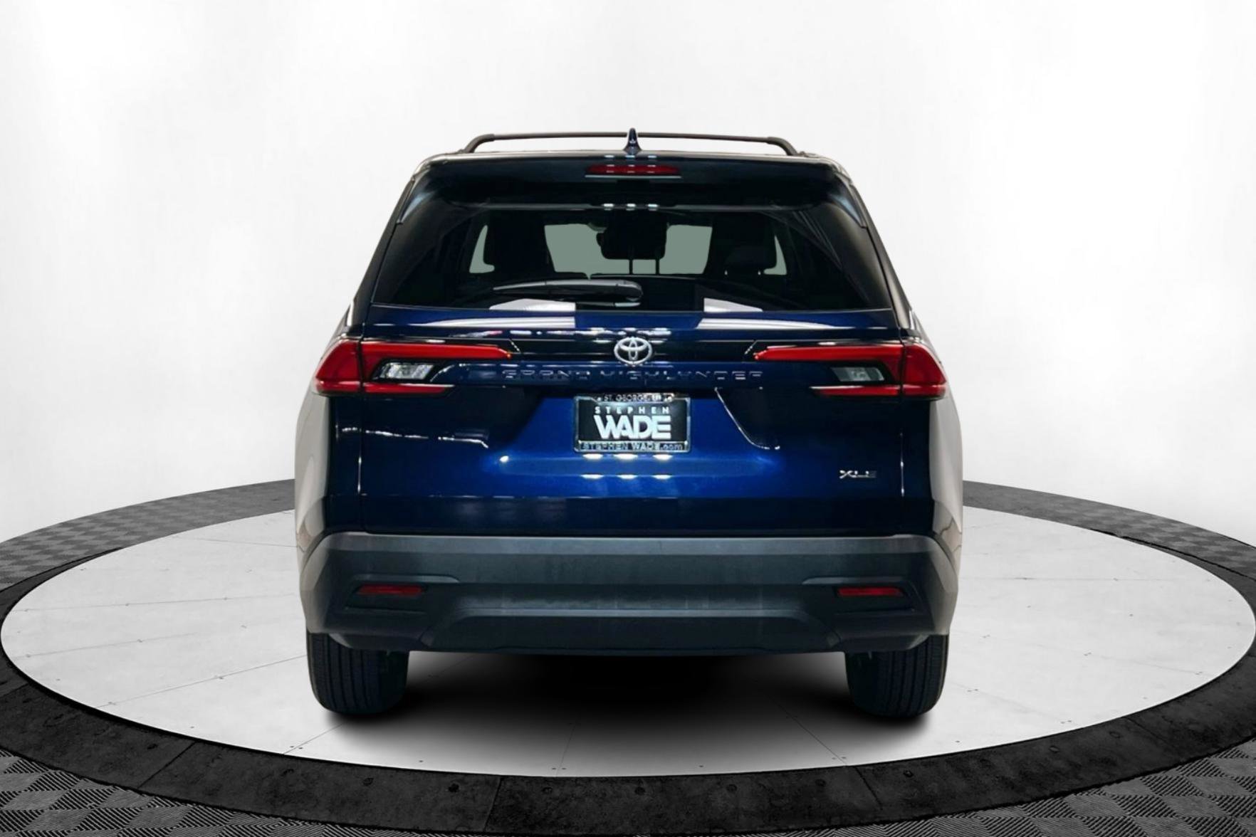 2024 Toyota Grand Highlander XLE photo 4