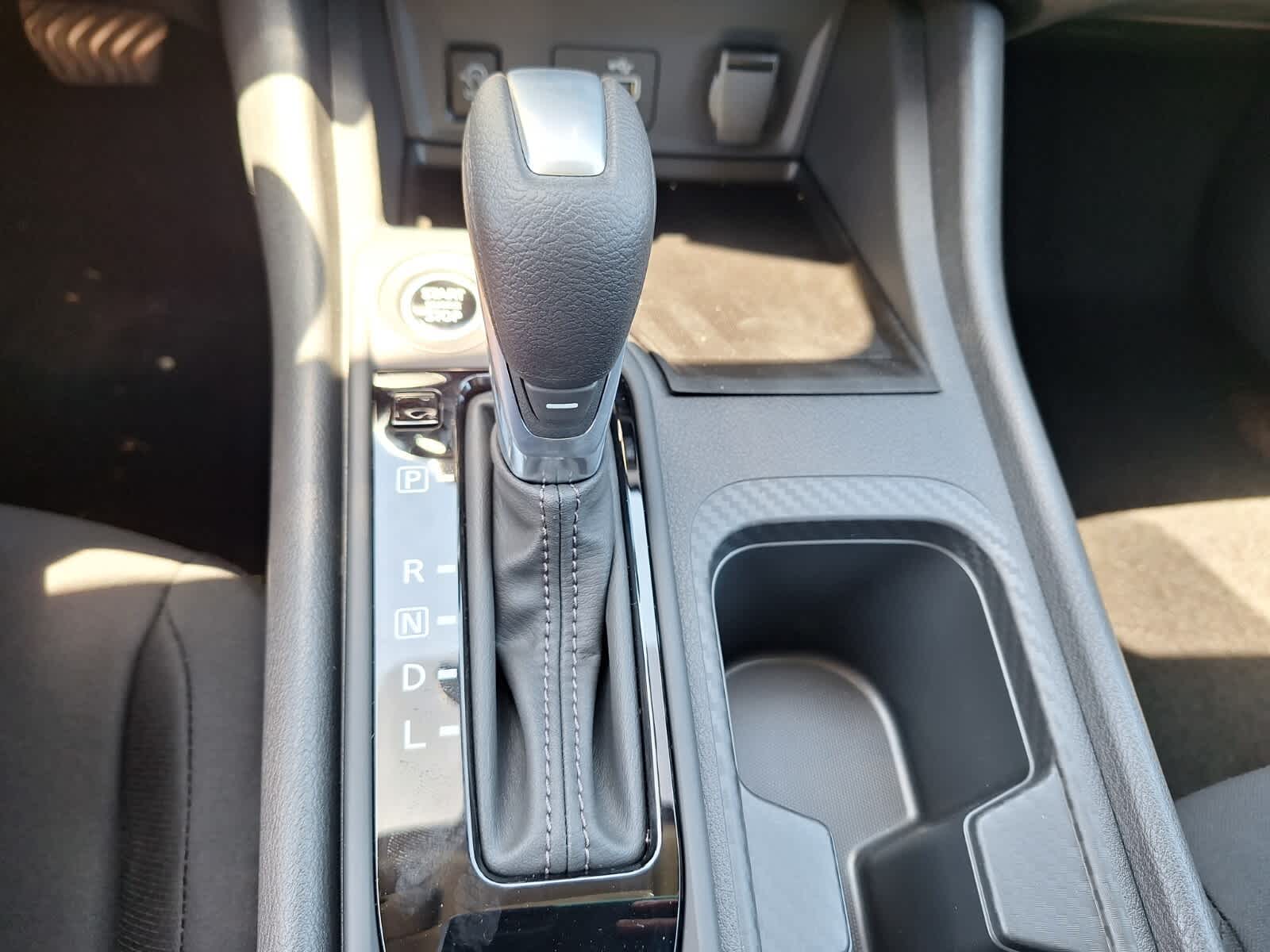 2025 Nissan Sentra S photo 18