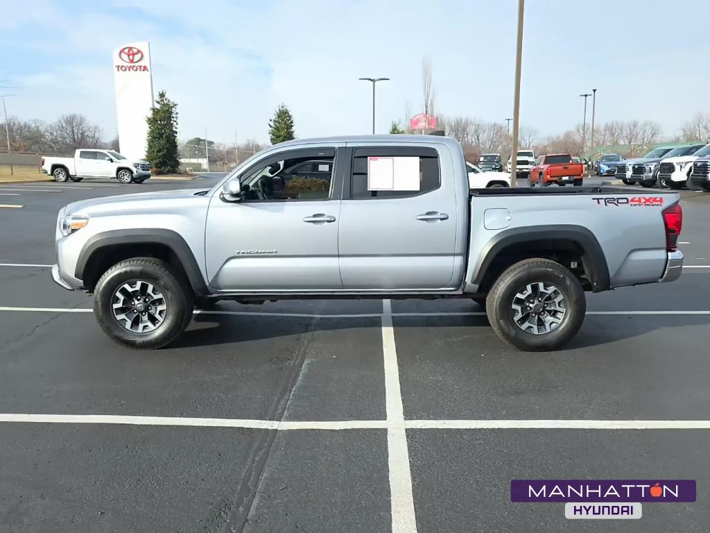 2018 Toyota Tacoma TRD Off Road's photo