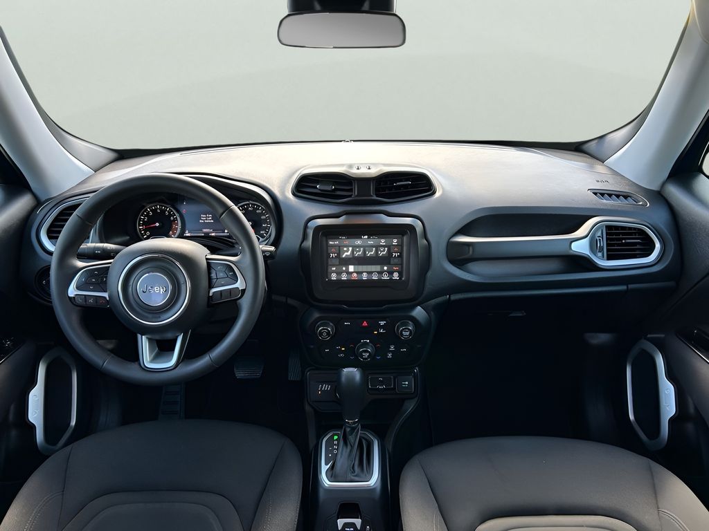 2021 Jeep Renegade Latitude photo 10