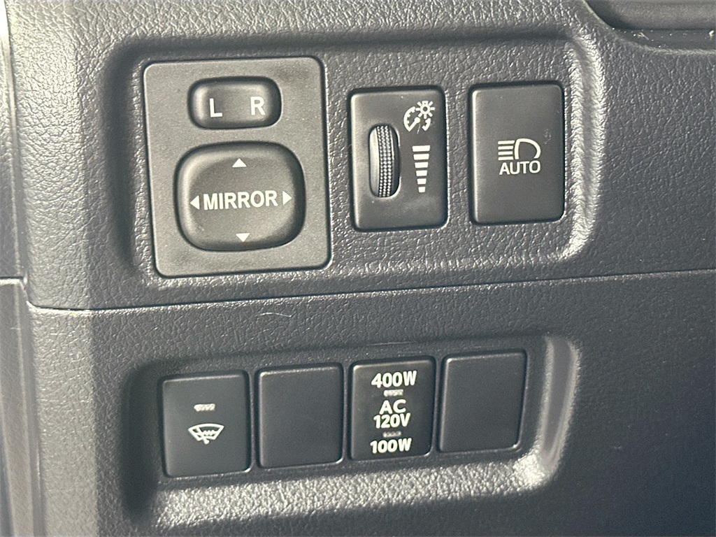 2021 Toyota 4Runner SR5 Premium photo 17