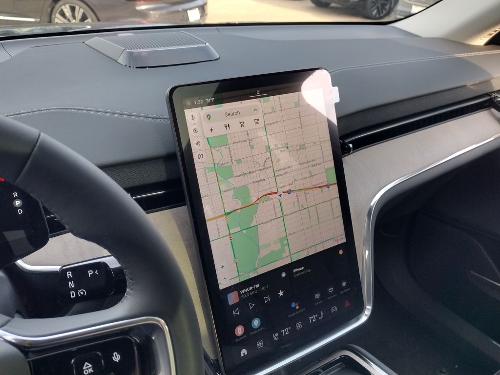 2025 VOLVO EX90 - Image 15