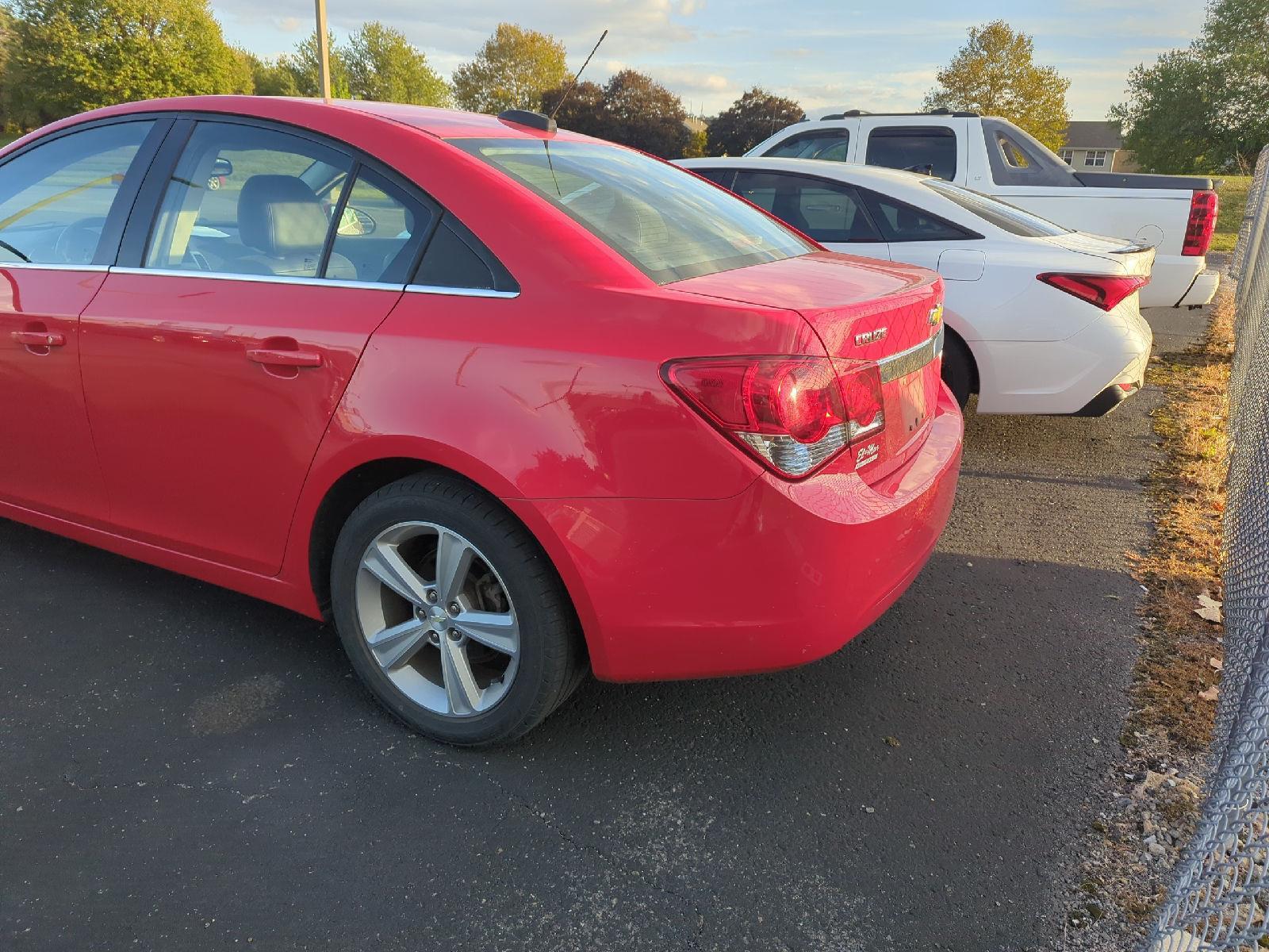 2015 Chevrolet Cruze LT photo 4