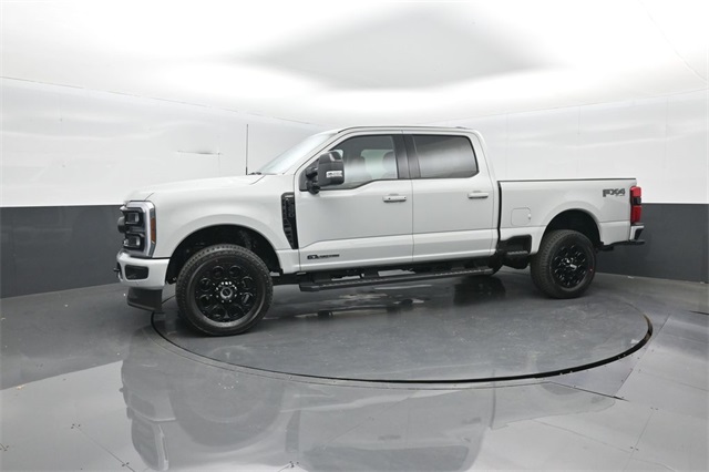 2025 Ford F-350 Lariat photo 4