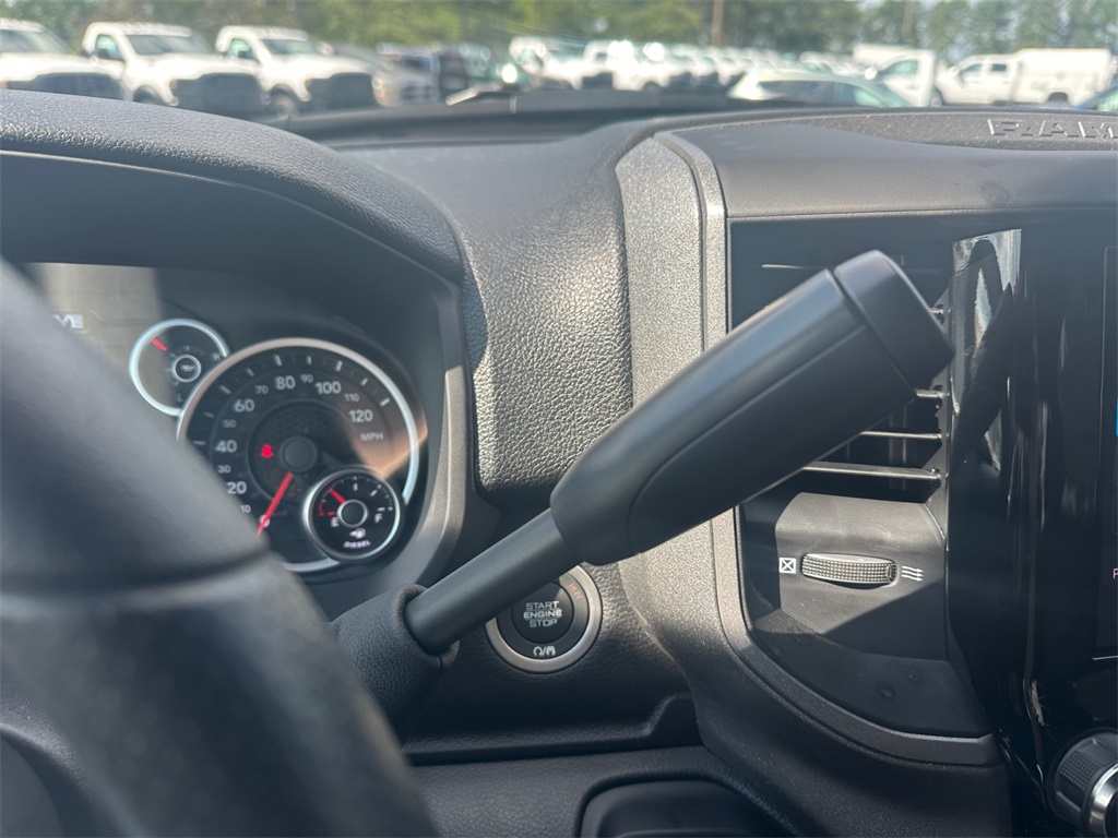 2025 Ram 5500 Tradesman photo 27