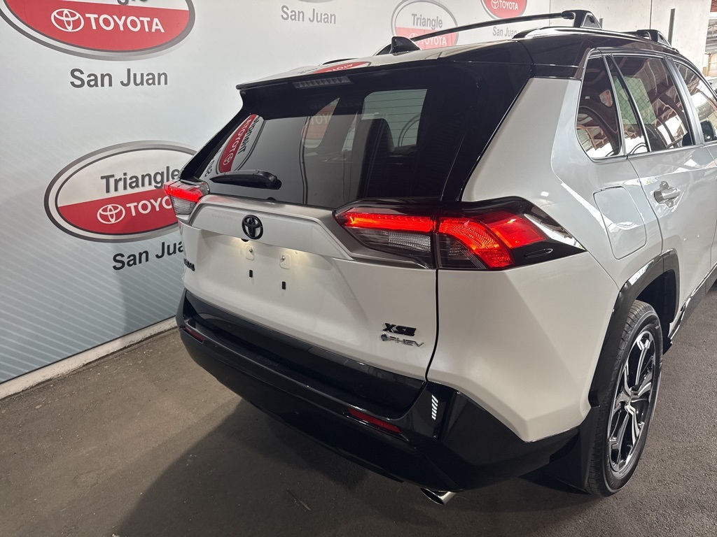 2025 Toyota RAV4 Hybrid XSE photo 20
