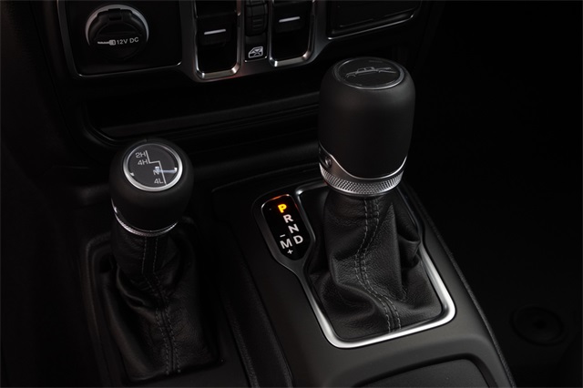 2025 Jeep Gladiator Sport photo 24