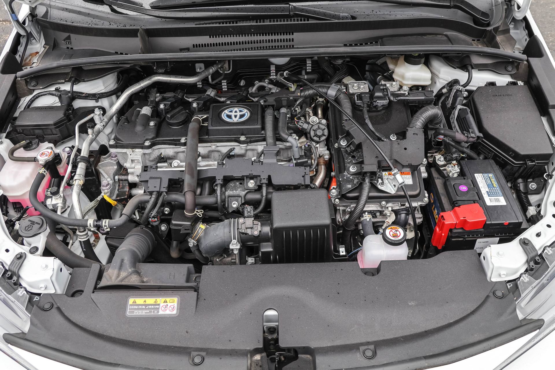 2023 Toyota Corolla Hybrid LE photo 38