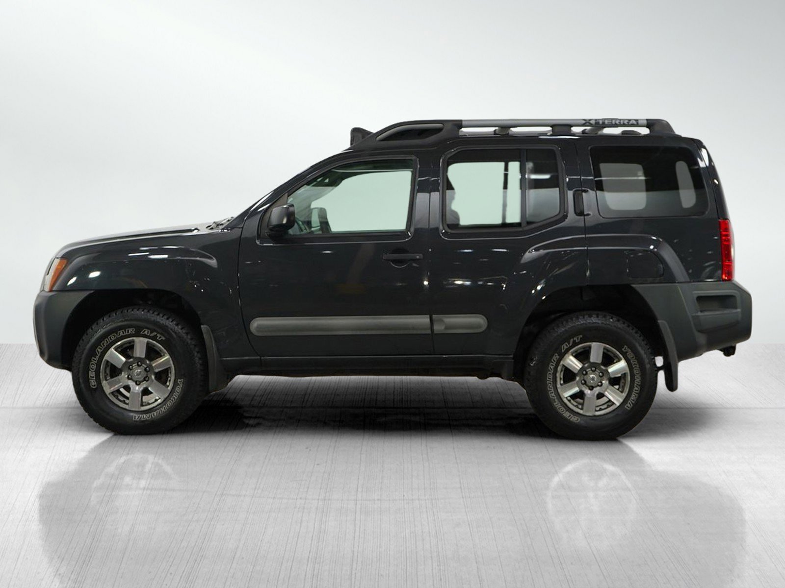 Used 2011 Nissan Xterra Pro-4X with VIN 5N1AN0NW5BC503569 for sale in Burnsville, Minnesota