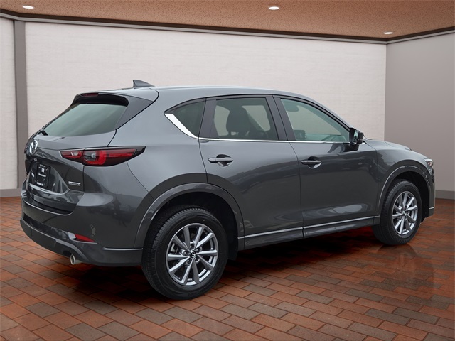 2025 Mazda CX-5 2.5 S Preferred photo 3