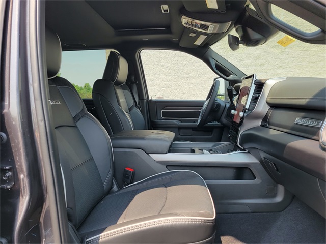 2025 Ram 2500 Laramie photo 18