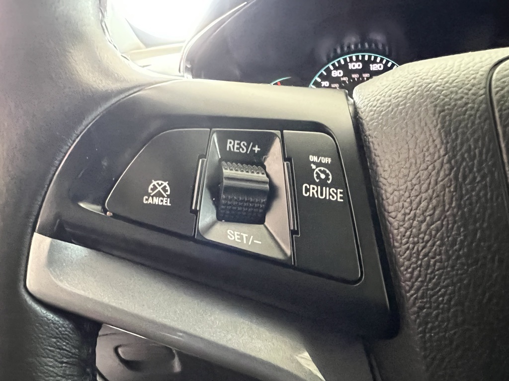 2021 Chevrolet Trax LT photo 17