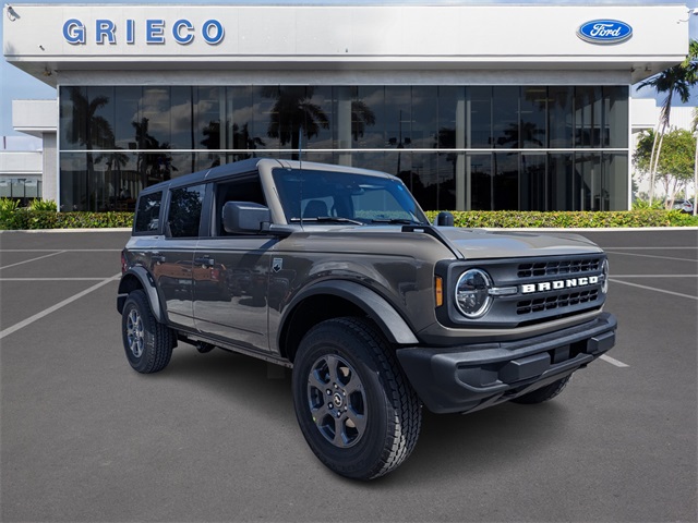 2025 Ford Bronco 4-Door Big Bend's photo