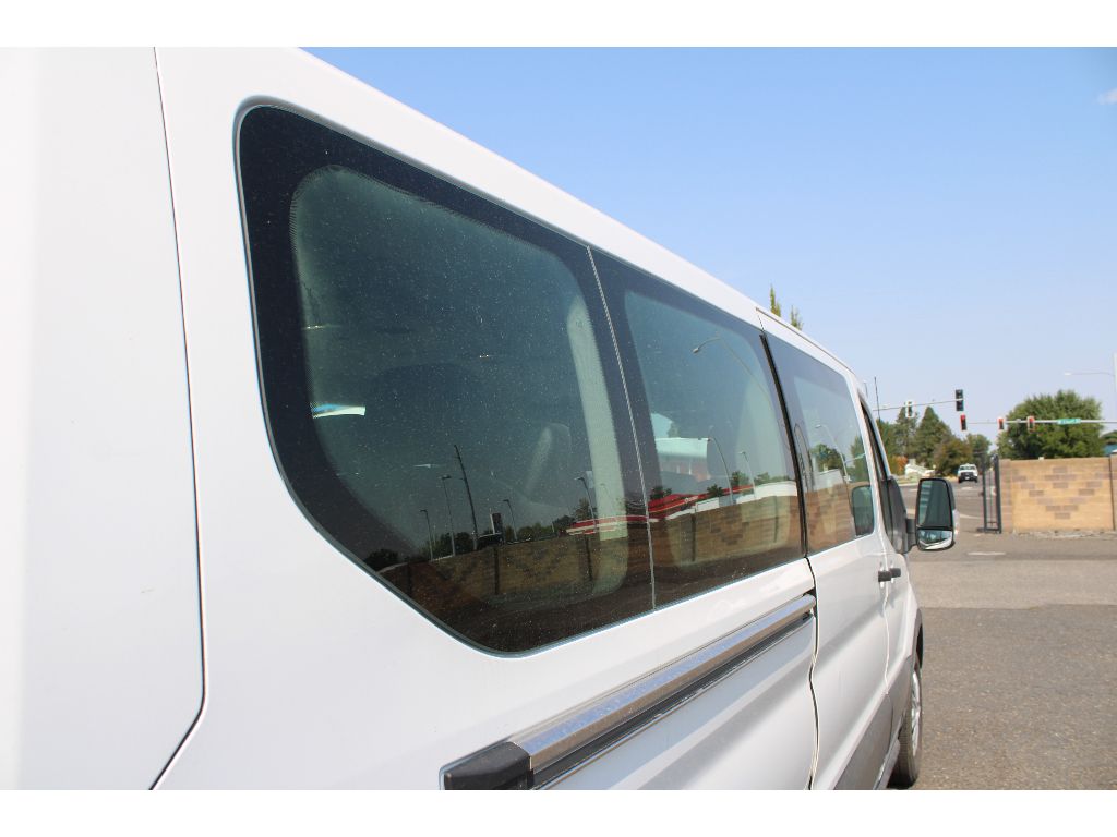 2021 Ford Transit XLT photo 26