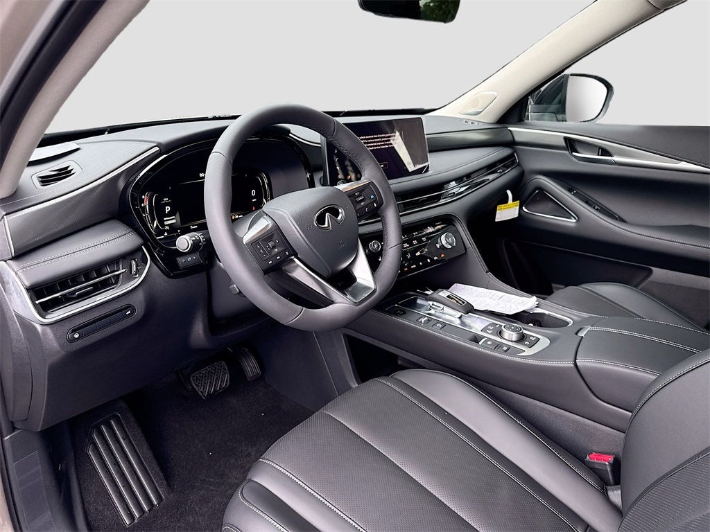 2026 Infiniti QX60 Luxe photo 9