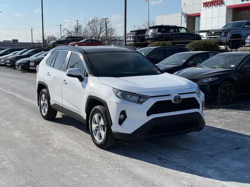 2020 Toyota RAV4 XLE