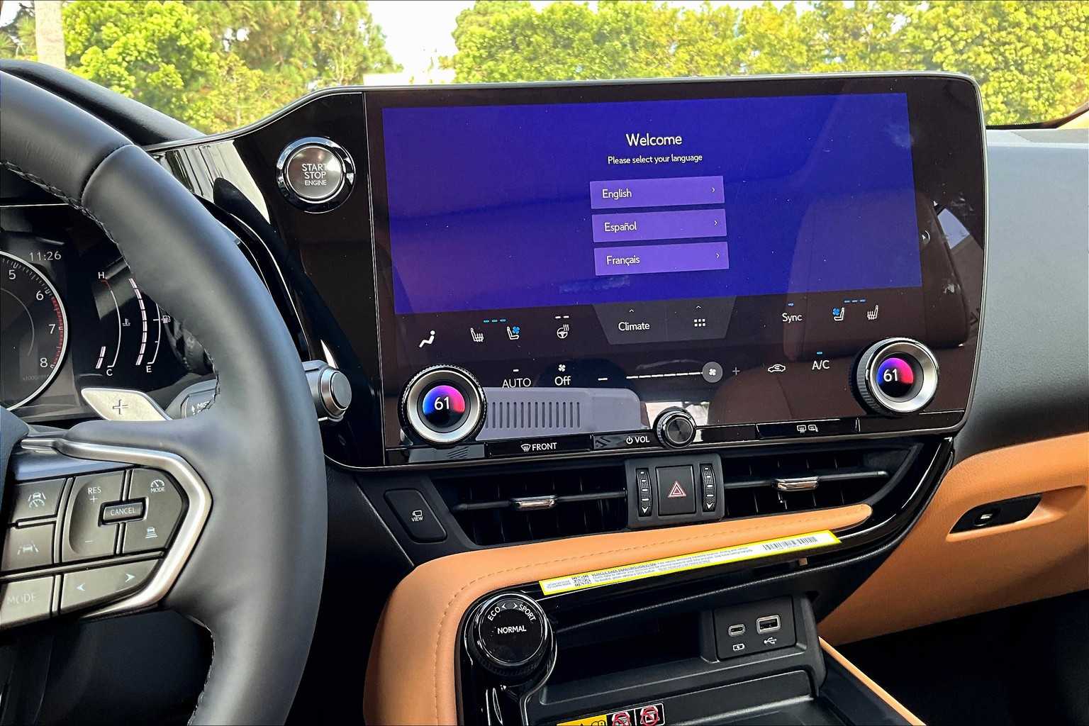 2026 Lexus NX 350 Premium photo 6