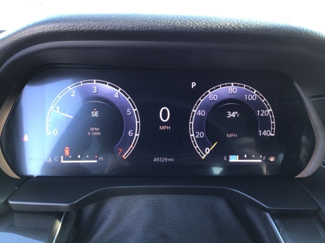 Used 2022 Gray Jeep Altitude image 3