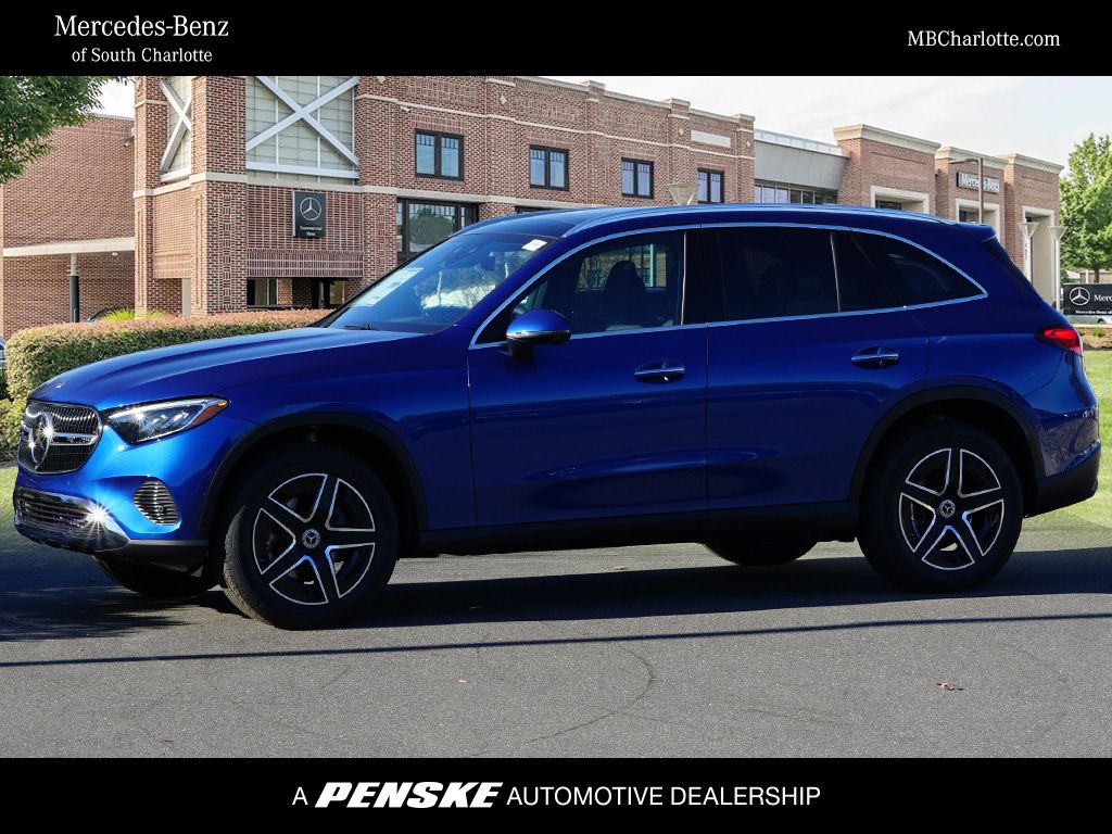2026 Mercedes-Benz GLC Base's photo