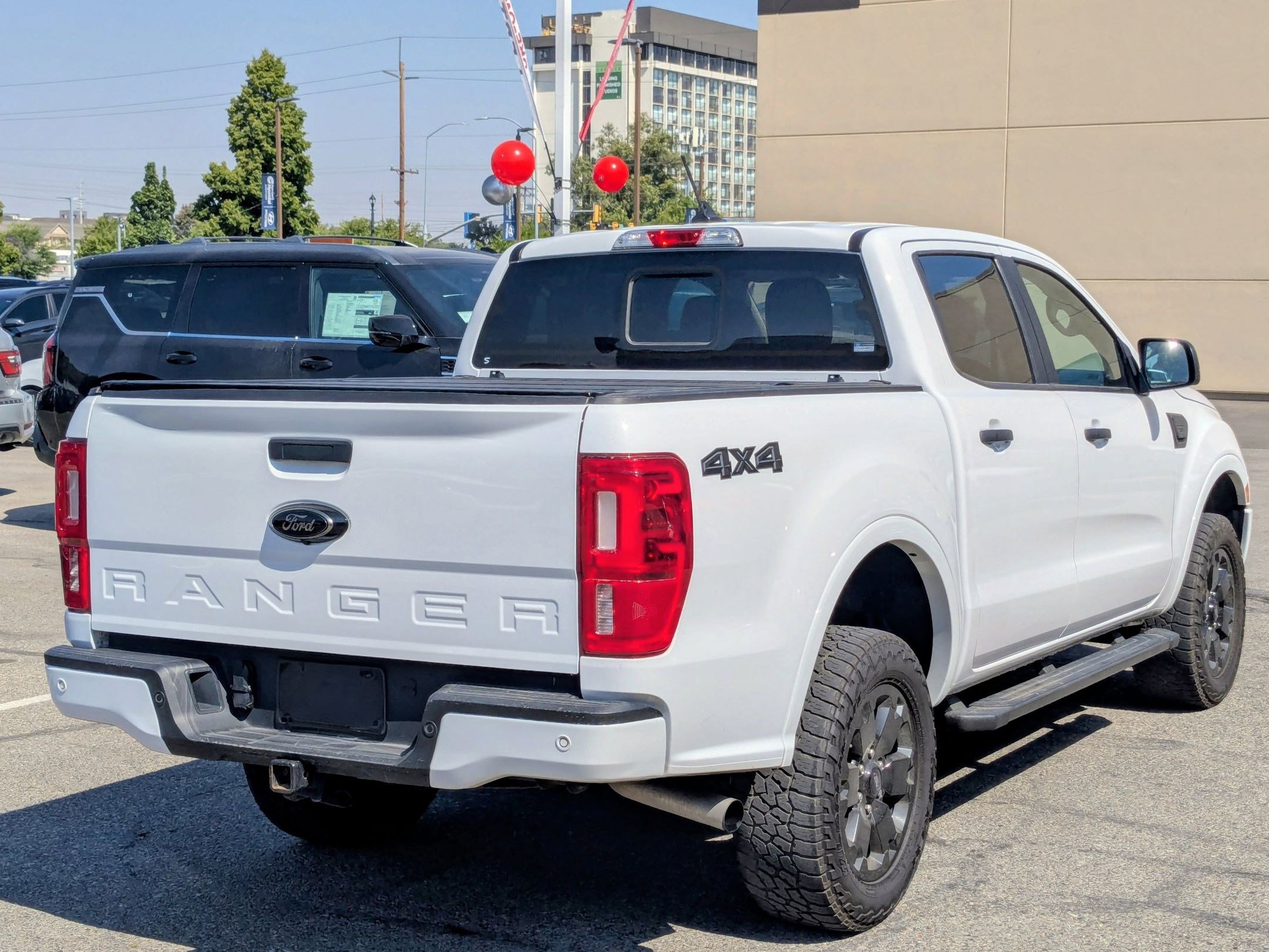 2023 Ford Ranger XLT photo 2