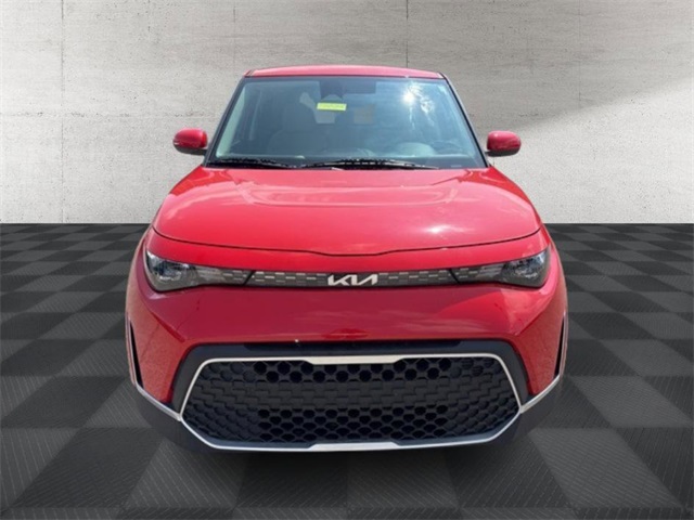 2023 Kia Soul LX photo 2