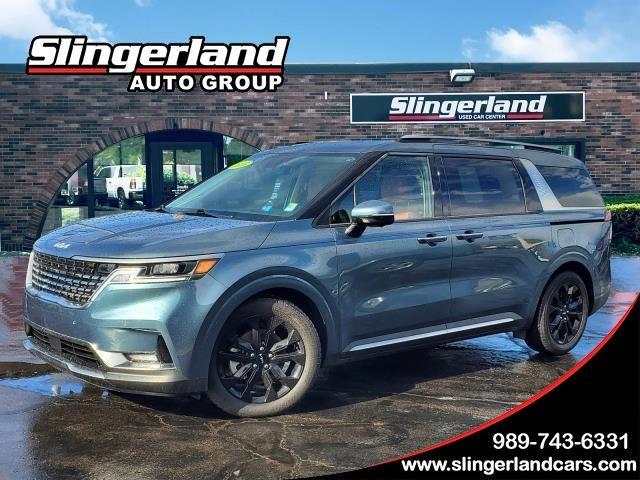 2023 Kia Carnival SX's photo