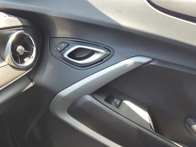 2022 Chevrolet Camaro 1LT photo 25