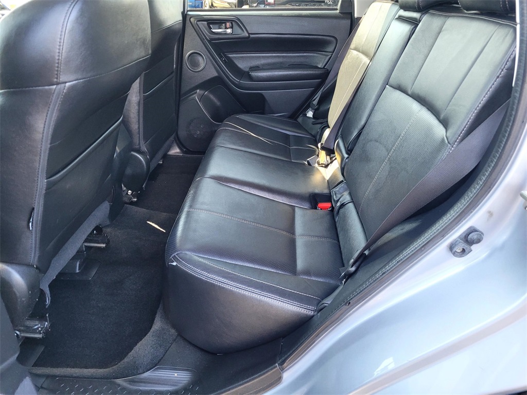 2017 Subaru Forester 2.5i Touring photo 14