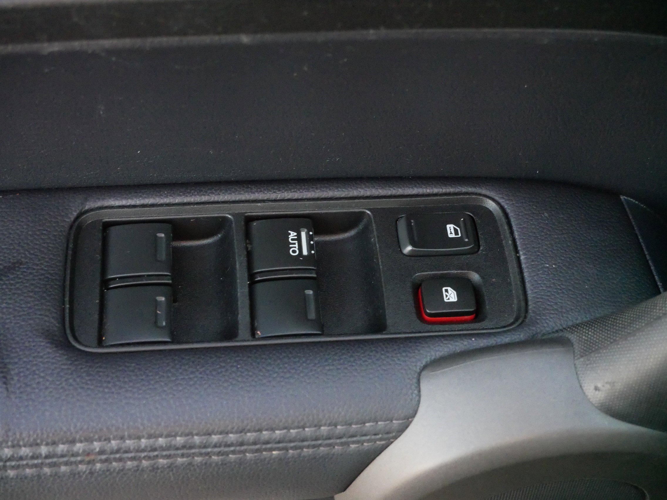 2010 Honda CR-V EX-L photo 16