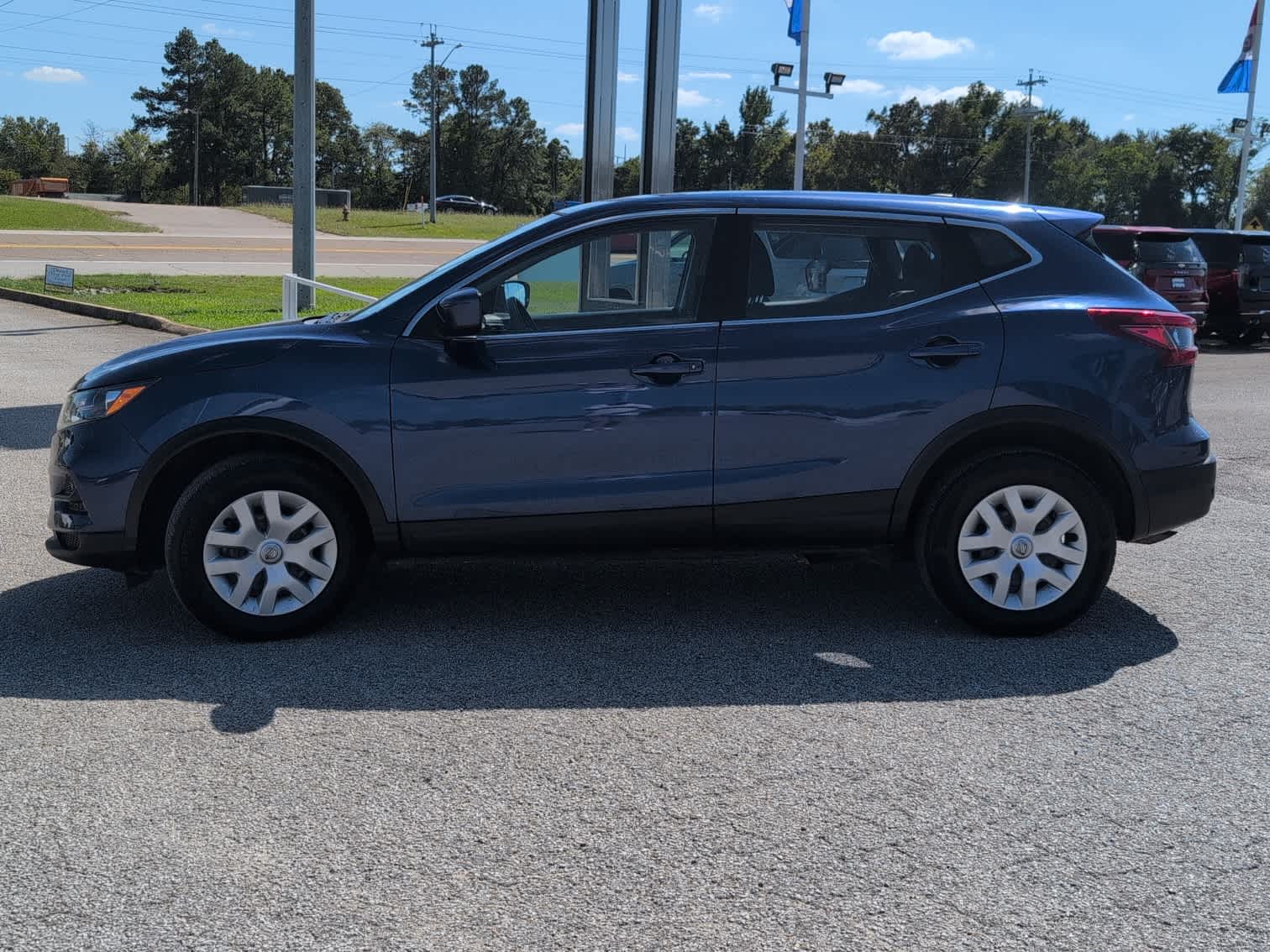 2020 Nissan Rogue Sport S photo 4