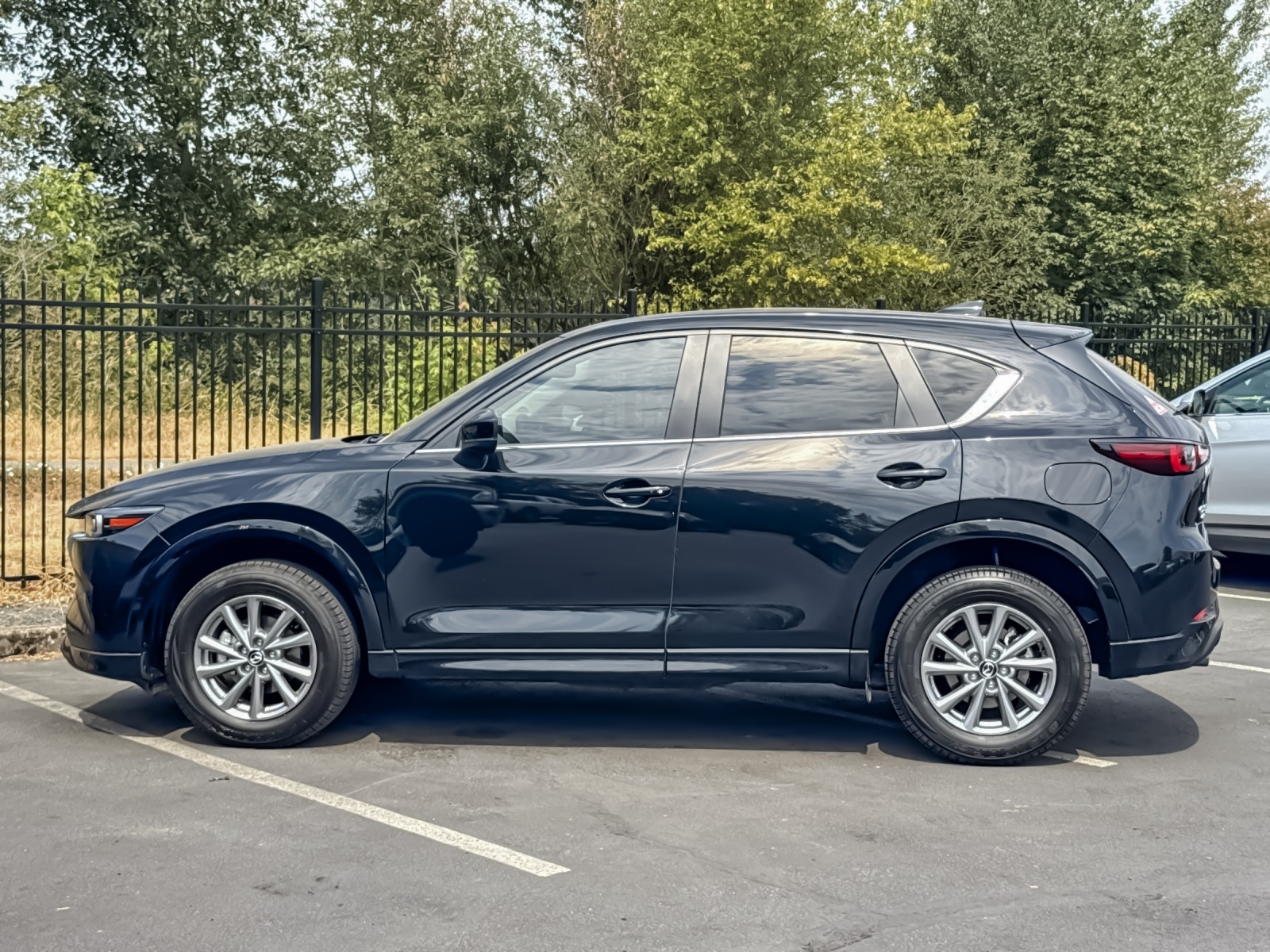 2025 Mazda CX-5 2.5 S Preferred photo 6
