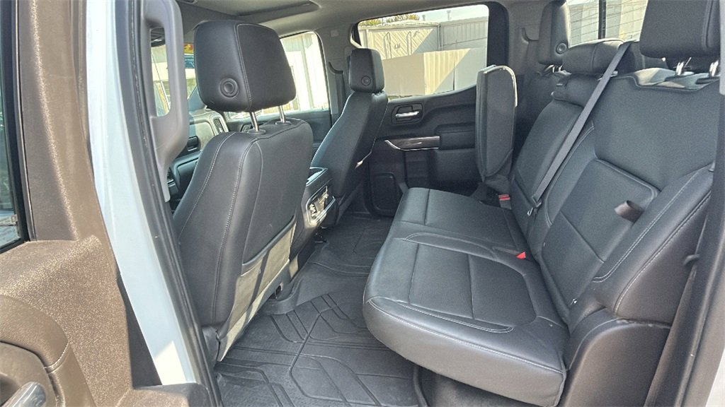 2019 Chevrolet Silverado 1500 LTZ photo 18