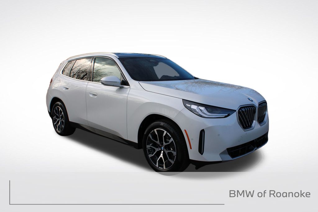 2026 BMW X3 30's photo