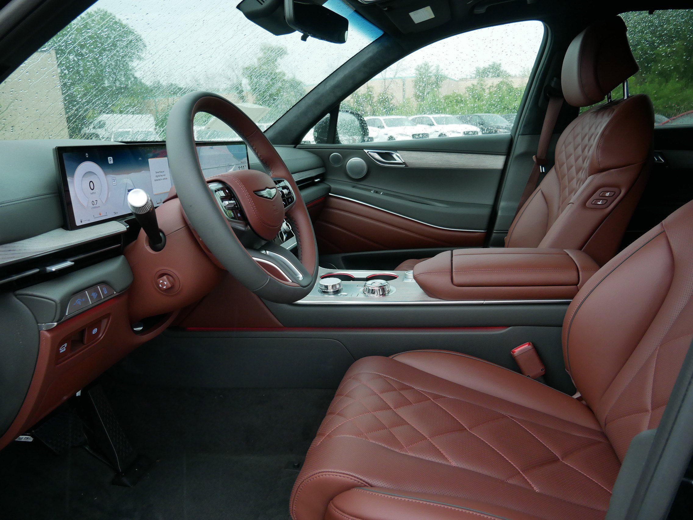 2025 Genesis GV80 Prestige AWD photo 4
