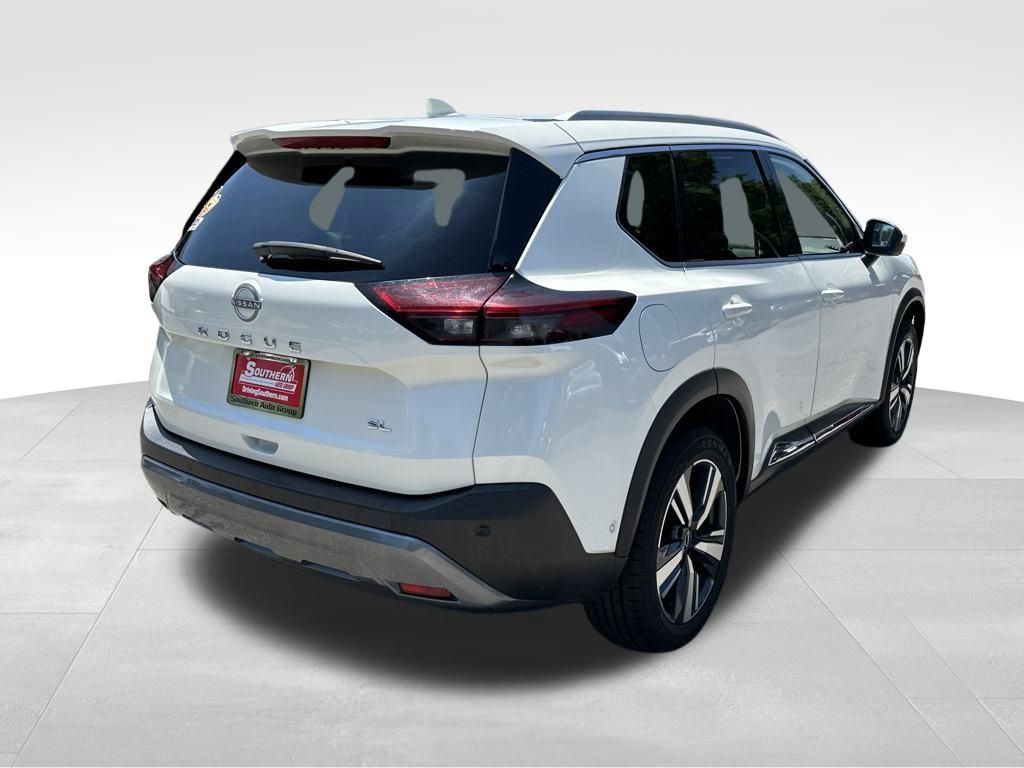 2023 Nissan Rogue SL photo 4